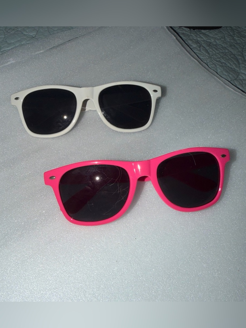 Just mosh it up! Polarized Sunglasses - Pink and White Frames